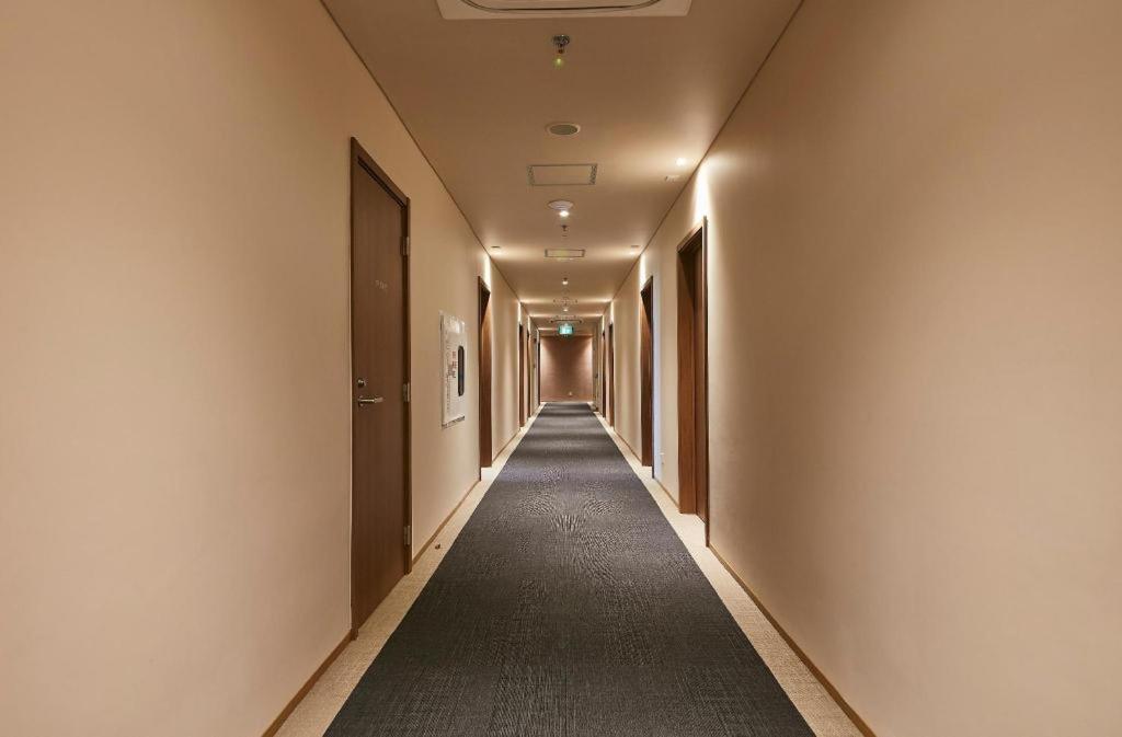 Wishton Hotel Rangum Exterior foto