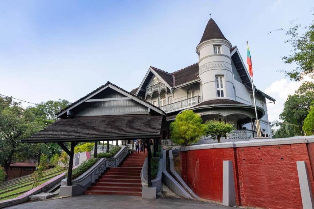 Wishton Hotel Rangum Exterior foto
